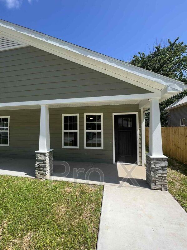 412 Maple St A&B - Photo 2 of 19