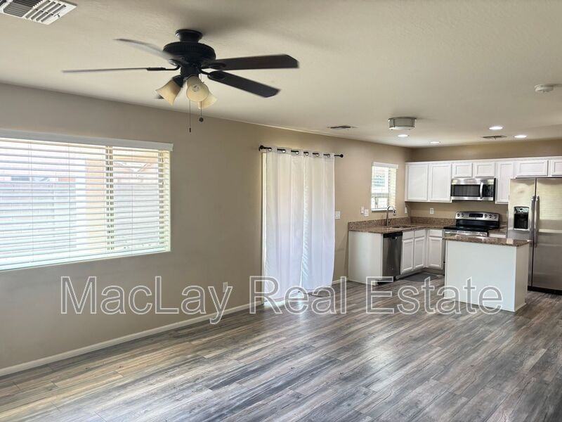 7265 W Glenn Dr - Photo 3 of 22