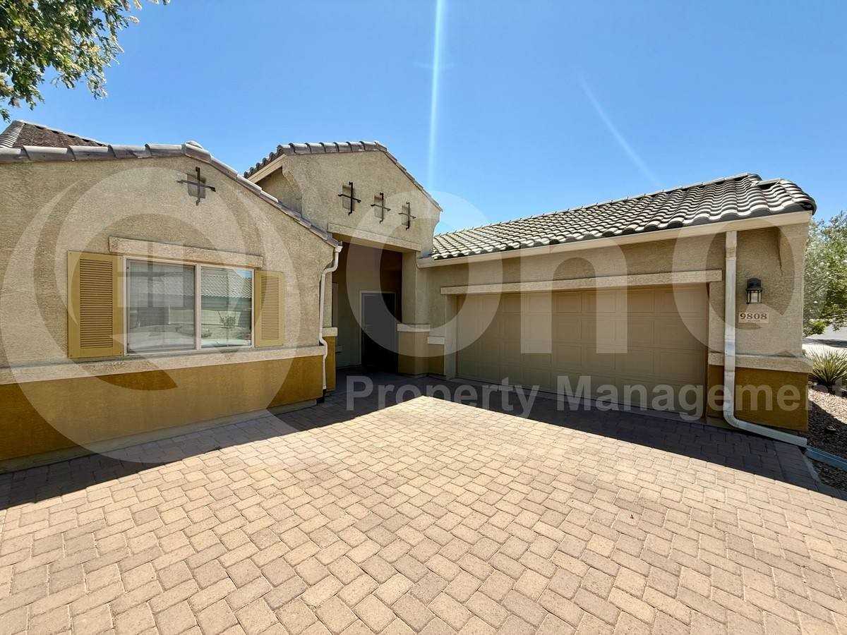 9808 N Saguaro Breeze Way - Photo 2 of 10