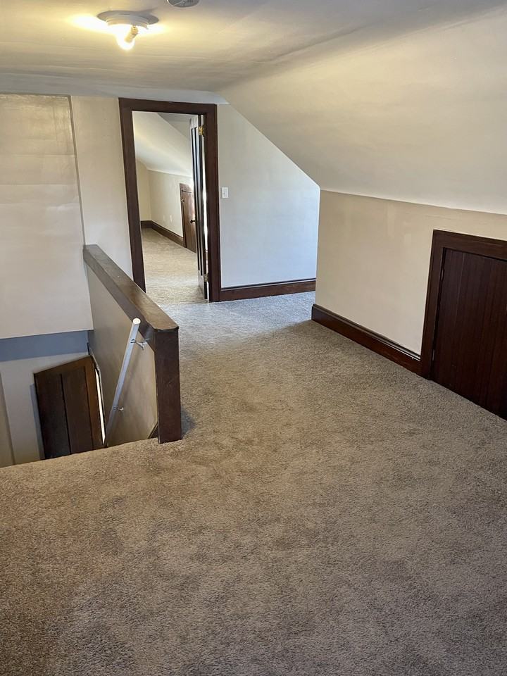 1497 Maple Rd - Photo 2 of 8