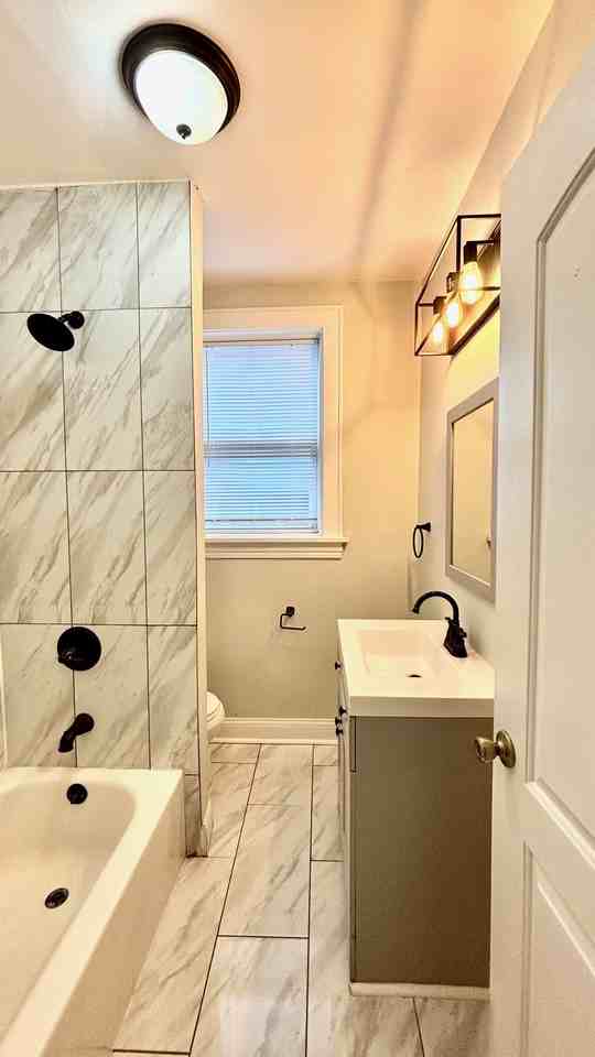 3541 Oregon Ave #2N - Photo 7 of 14