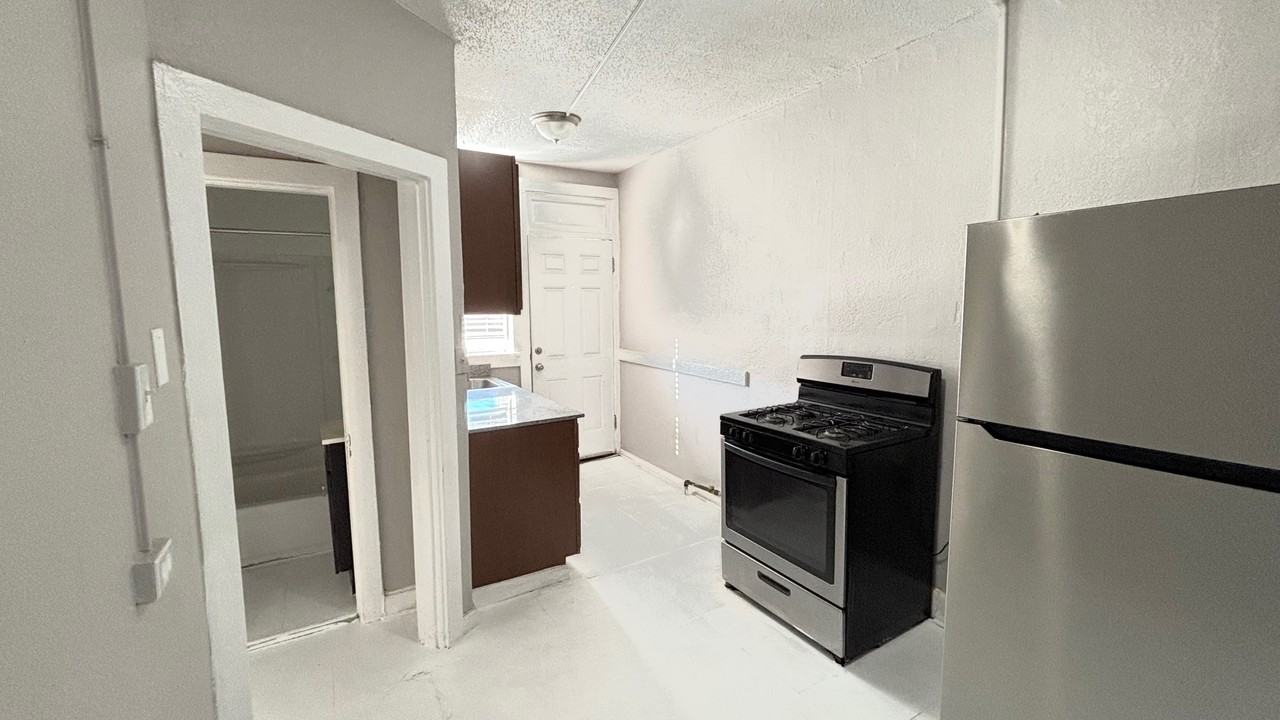 7168 Lyndover Pl #F - Photo 2 of 11