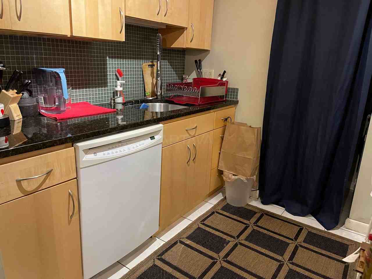 35 Washington St #10 - Photo 7 of 12