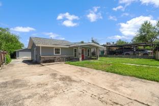 122 Colleen Dr - Photo 1 of 1