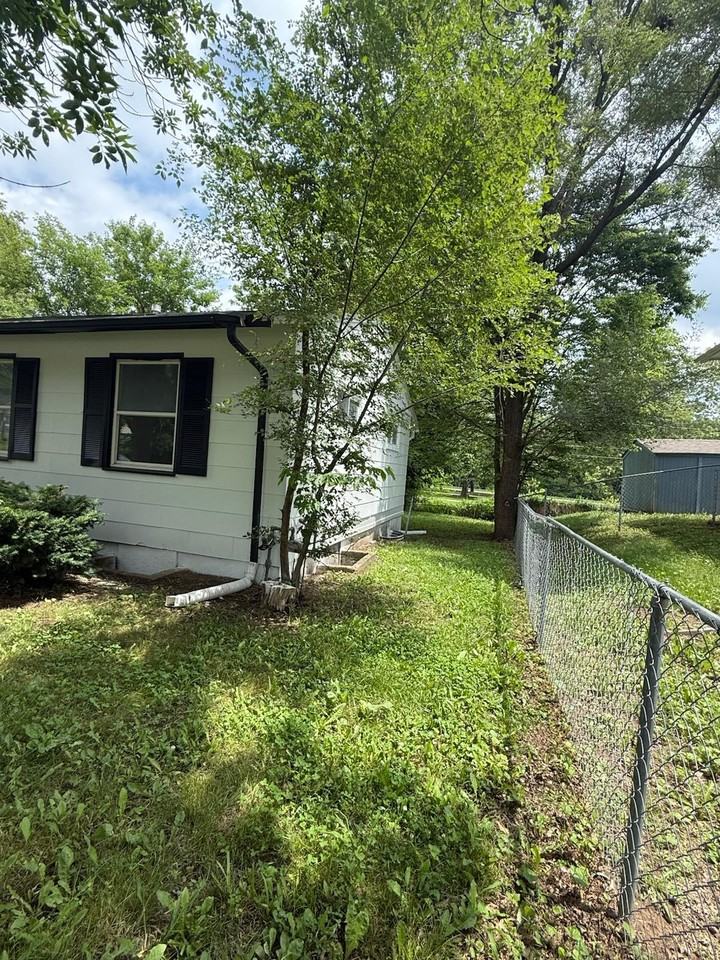 4107 Hardesty Ave - Photo 2 of 19