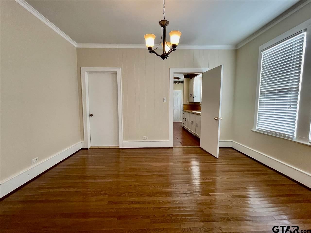 328 Mockingbird Ln #NA - Photo 3 of 20