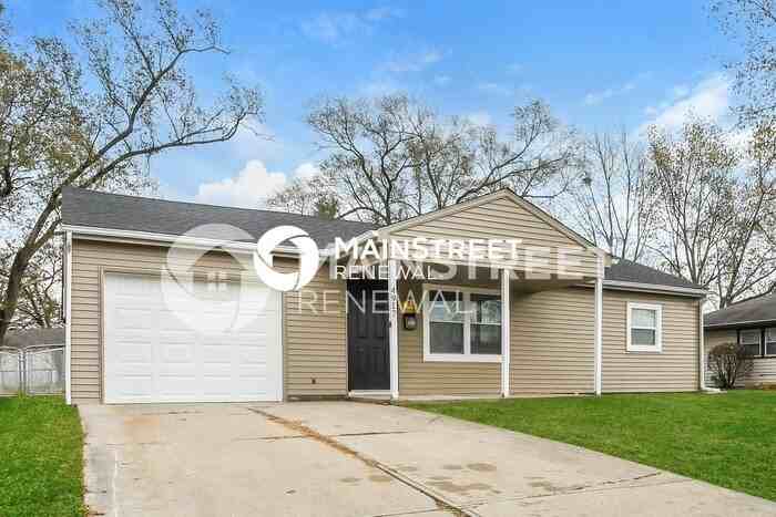 4917 Barlow Dr - Photo 2 of 15