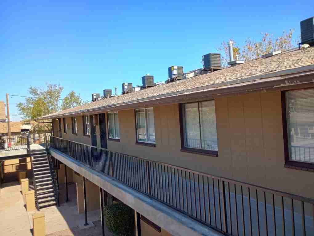 401 N D St #17 - Photo 5 of 12