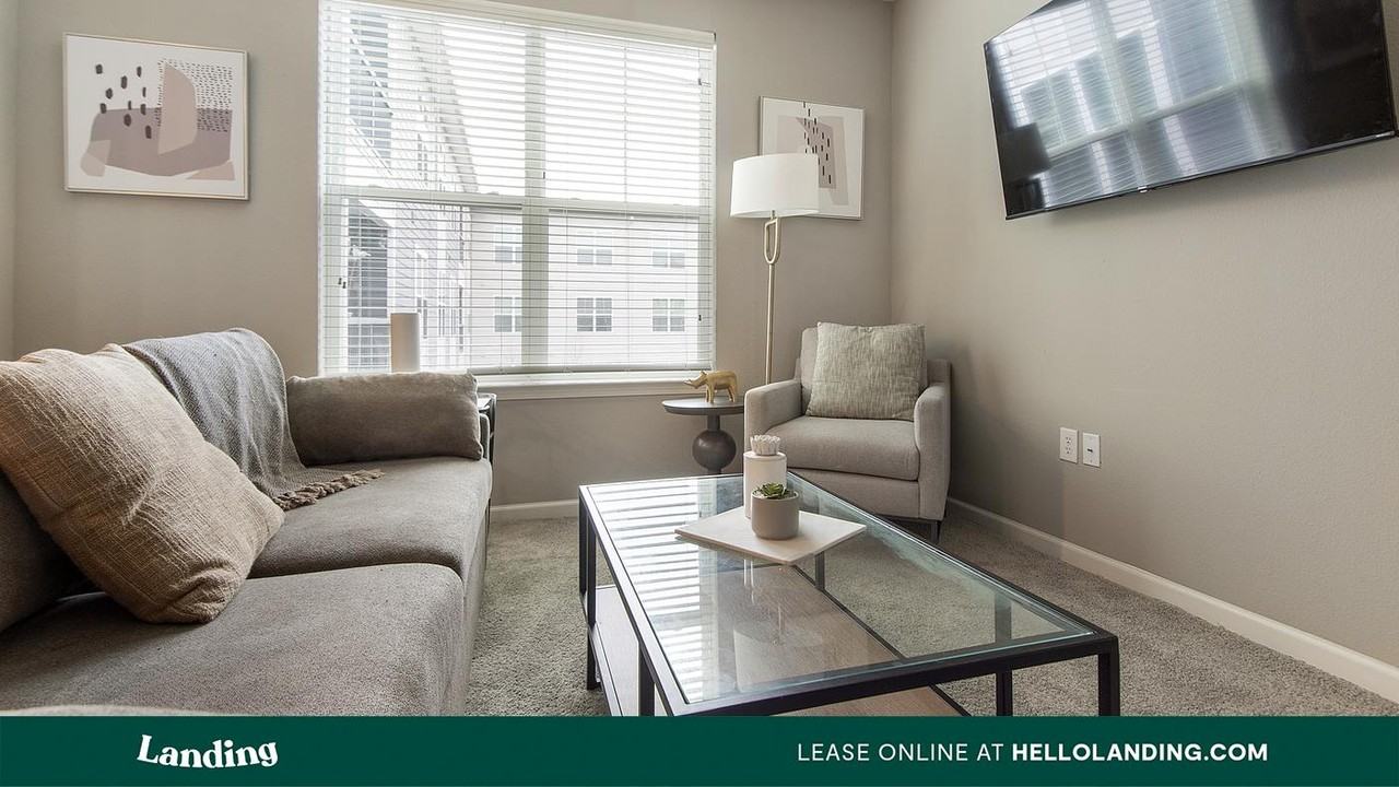 16346 Lydia Hill Dr - Photo 5 of 50