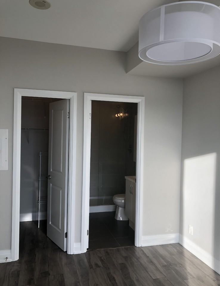 St Clair Ave W - Photo 7 of 19