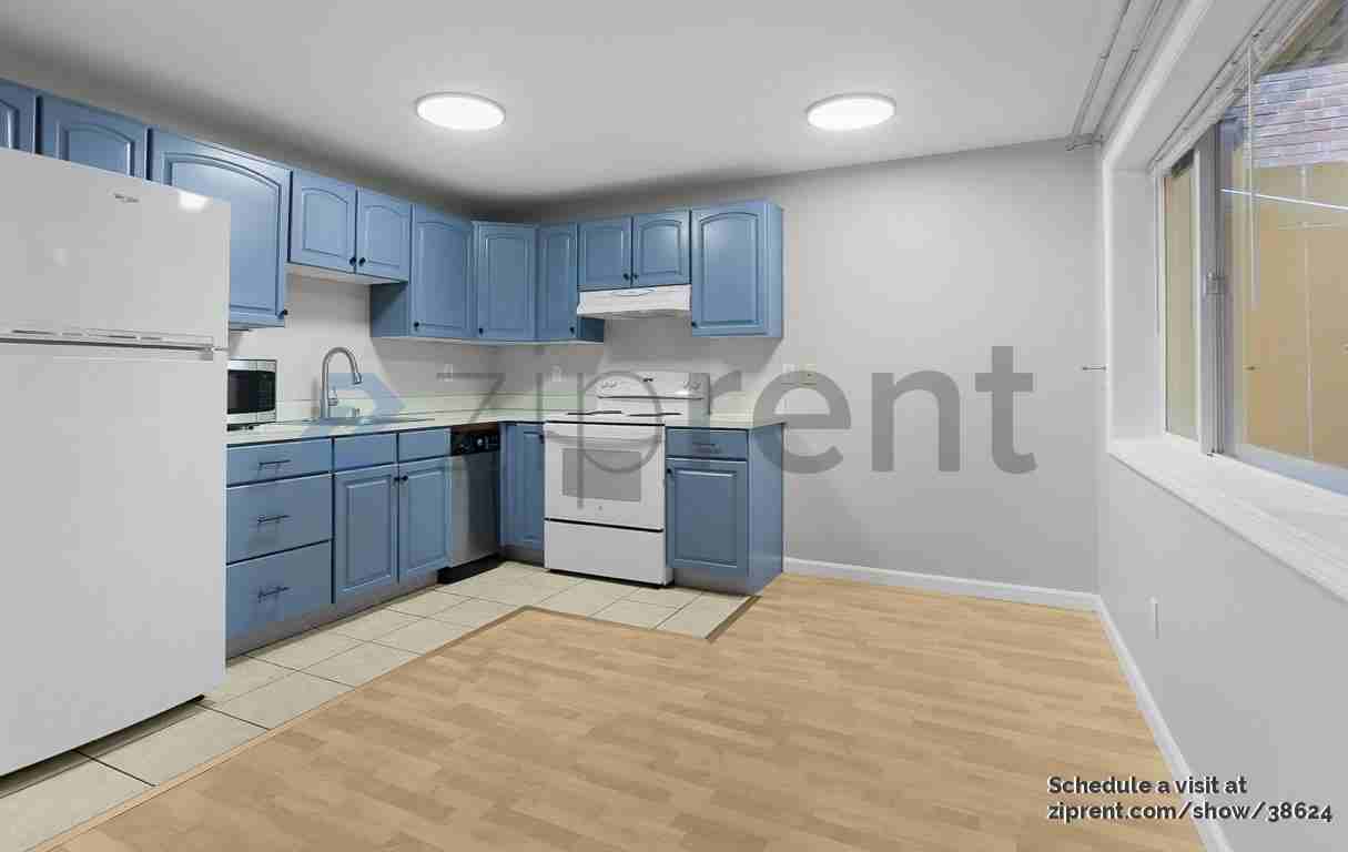 627 W Mercer Pl #1 - Photo 6 of 15