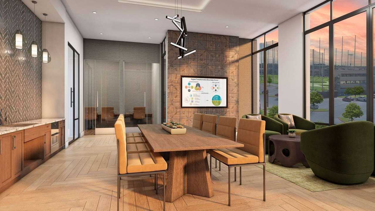 SOLARIS & - Photo 4 of 10