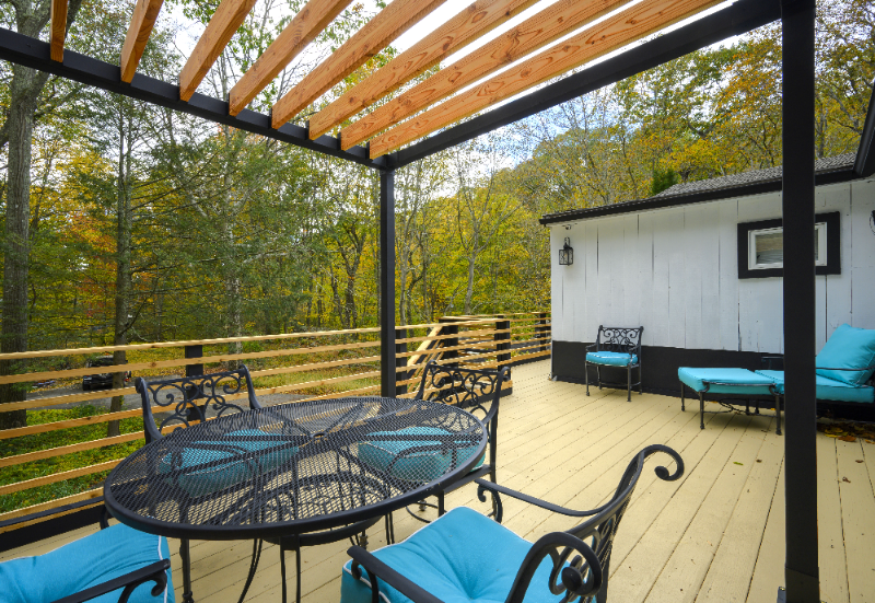 1 Newtown Turnpike - Photo 3 of 33