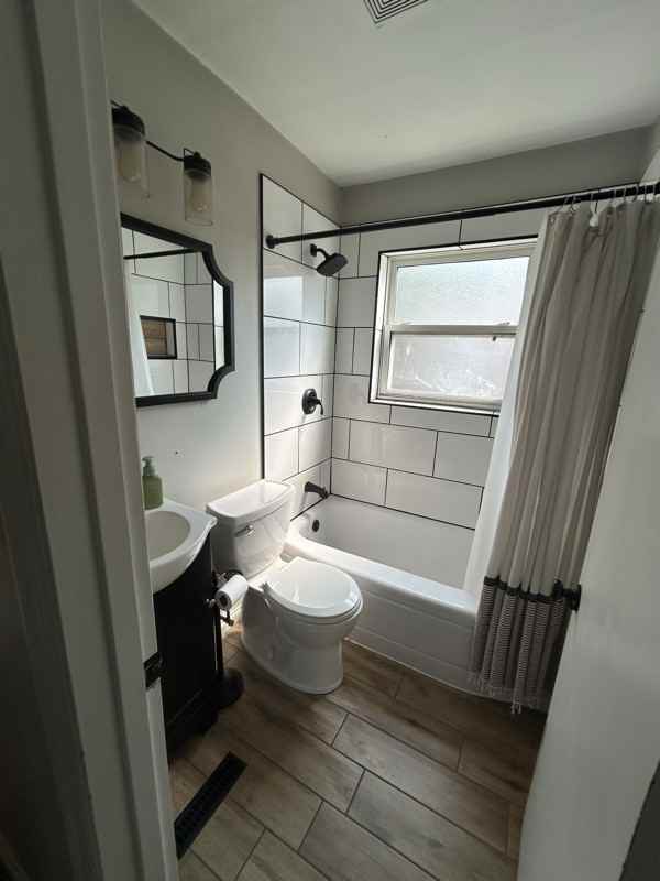 37 Towanda Dr - Photo 3 of 21