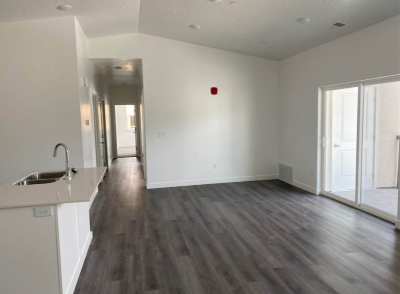 462 Ws - Photo 3 of 13