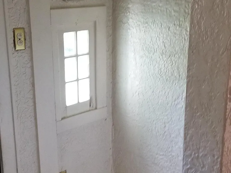 3563 Cowden Ave - Photo 3 of 19