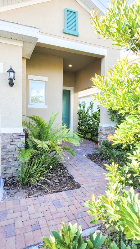 6126 Voyagers Pl - Photo 2 of 17