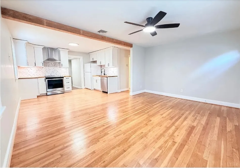 147 Breckenbridge St - Photo 2 of 7