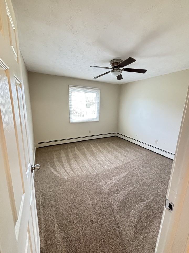 3776 Indian Run Dr #4 - Photo 2 of 13