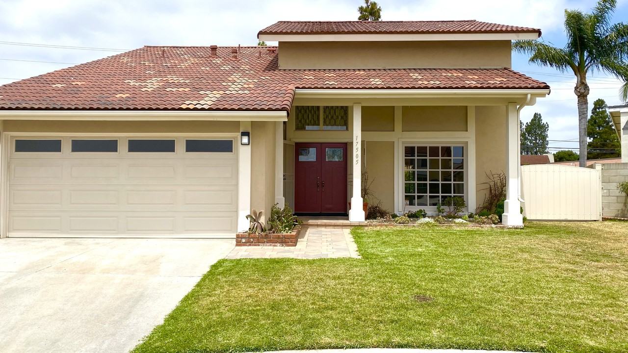 17505 Kensington Cir #NA - Photo 2 of 18