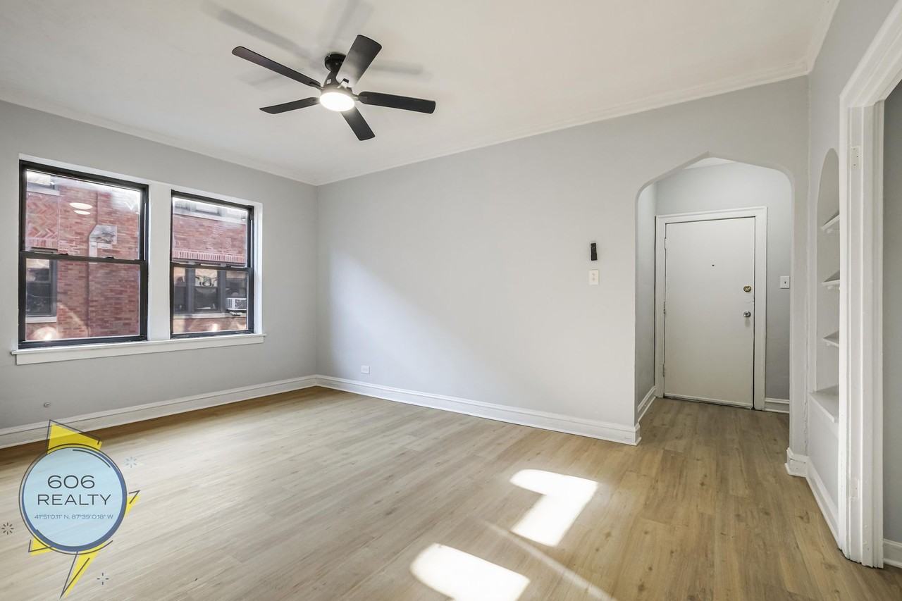 5240 S Drexel Ave #1W - Photo 4 of 5
