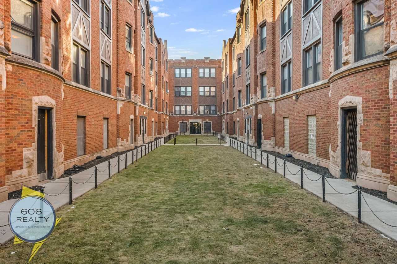 5240 S Drexel Ave #1W - Photo 5 of 5