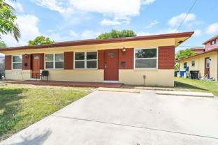 535 Nw 18th St #B - Photo 1 of 1