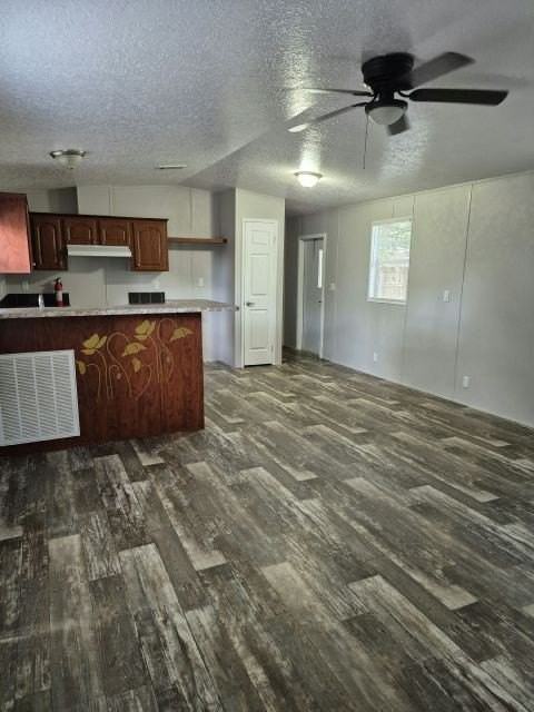 503 De Resine Carre St #503DR - Photo 2 of 7