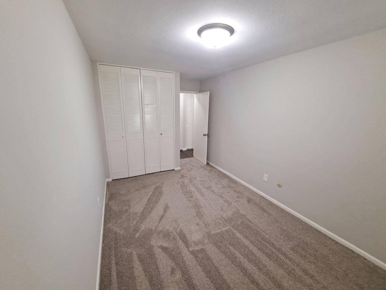 1410 St. Paul Place - Photo 6 of 17