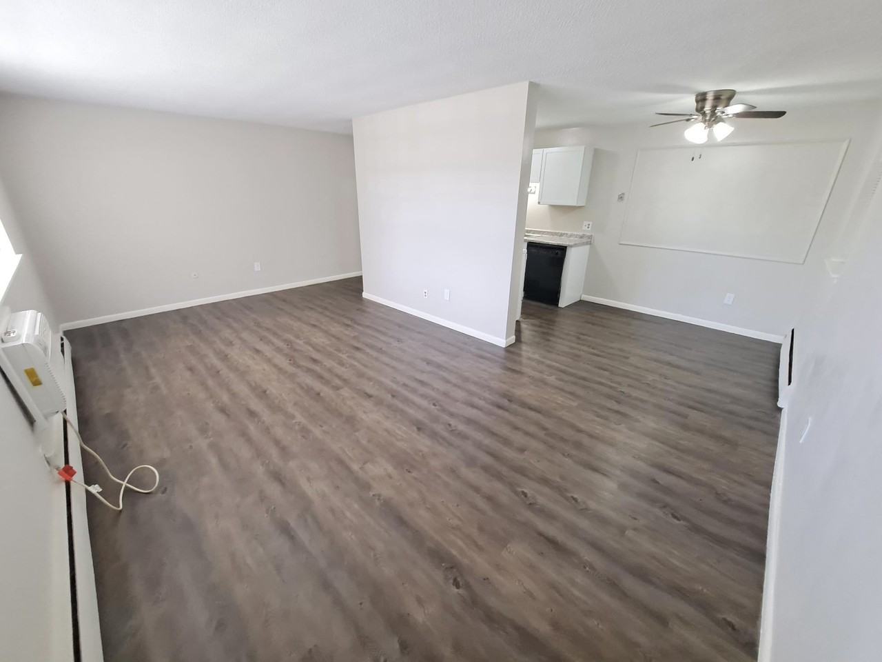 1410 St. Paul Place - Photo 7 of 17