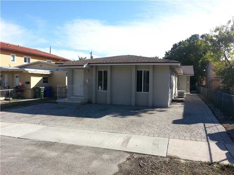 3372 SW 25th St - Photo 3 of 7