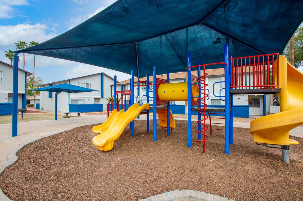 Midtown on Seneca - Photo 4 of 37