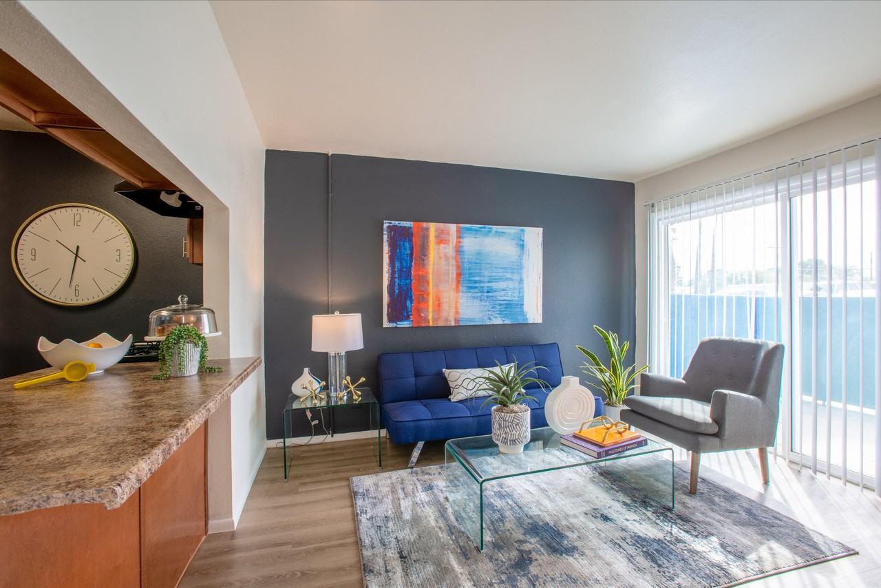 Midtown on Seneca - Photo 7 of 37