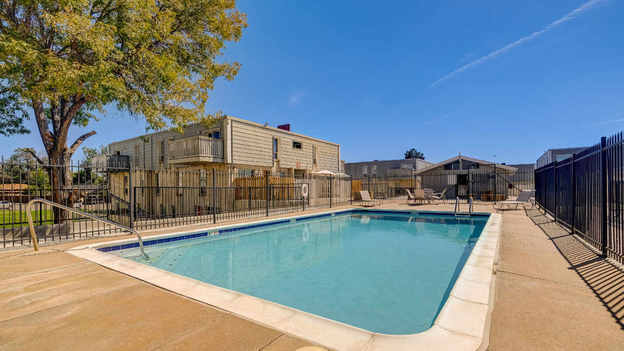 Villas on 76th - Photo 2 of 31