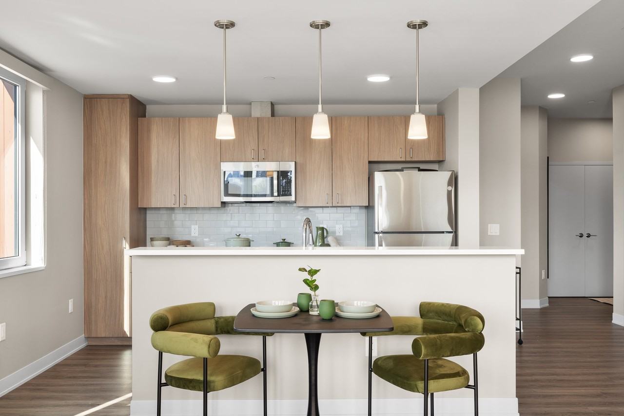 The Grand - Photo 2 of 32