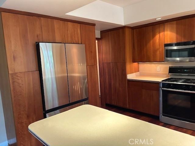 12889 Old Foothill Blvd - Photo 7 of 19