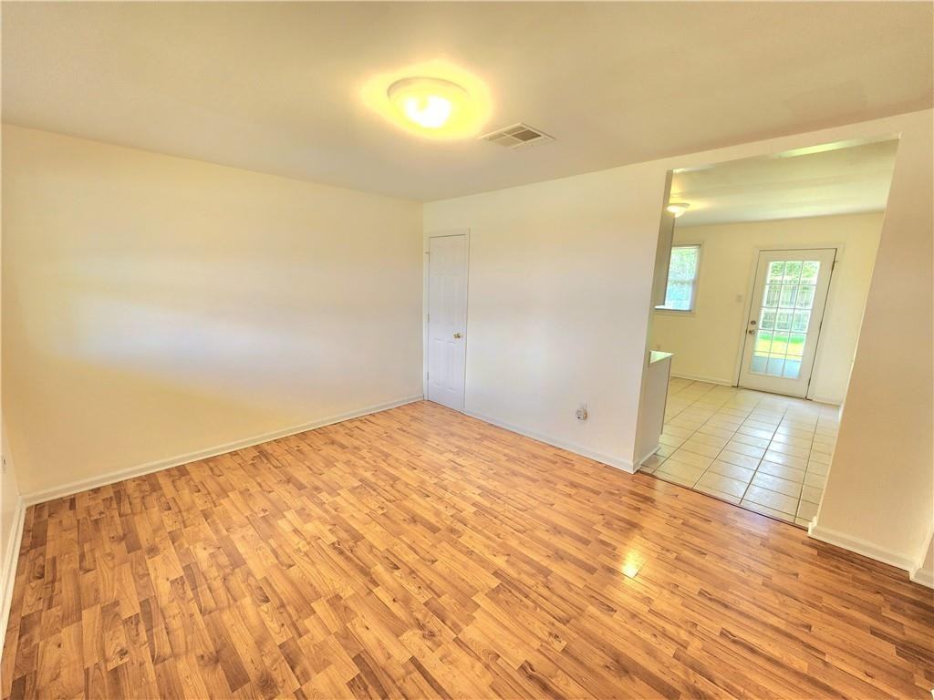 115 Park Dr ##B - Photo 3 of 15