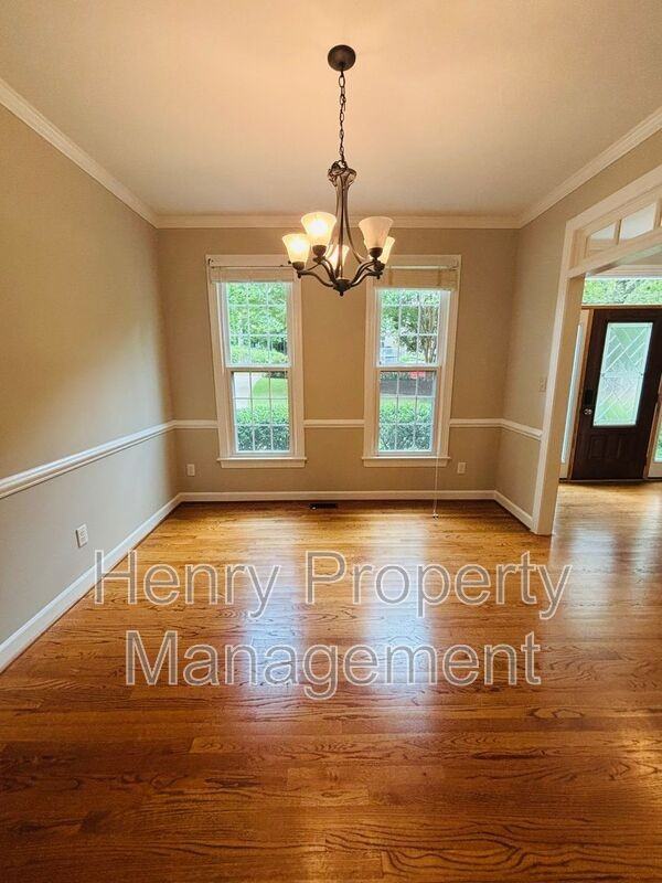203 Langston Mill Ct - Photo 2 of 20