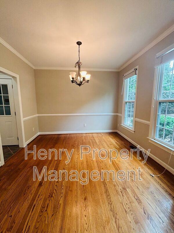 203 Langston Mill Ct - Photo 3 of 20