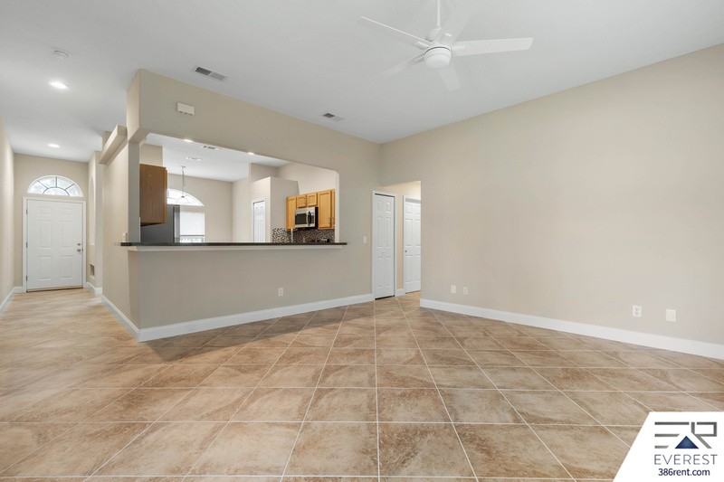 25 Rainbrook Dr - Photo 4 of 38