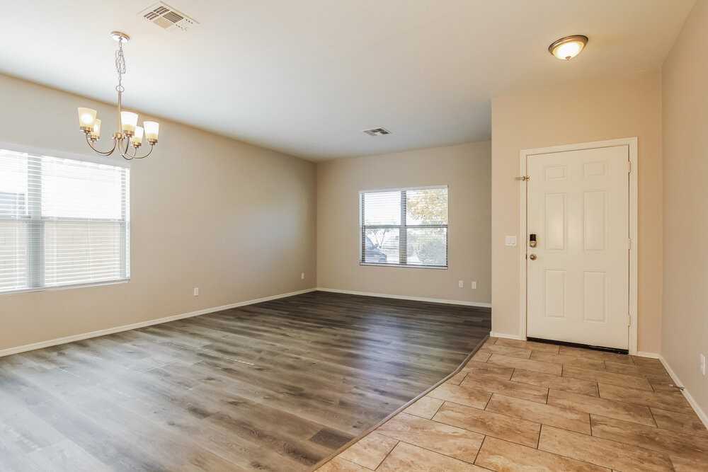 3134 W Cavedale Dr - Photo 4 of 16