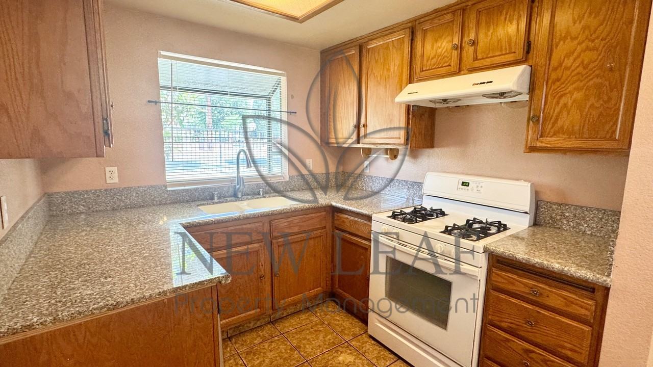 1034 East 6th Street #104 - Photo 2 of 19