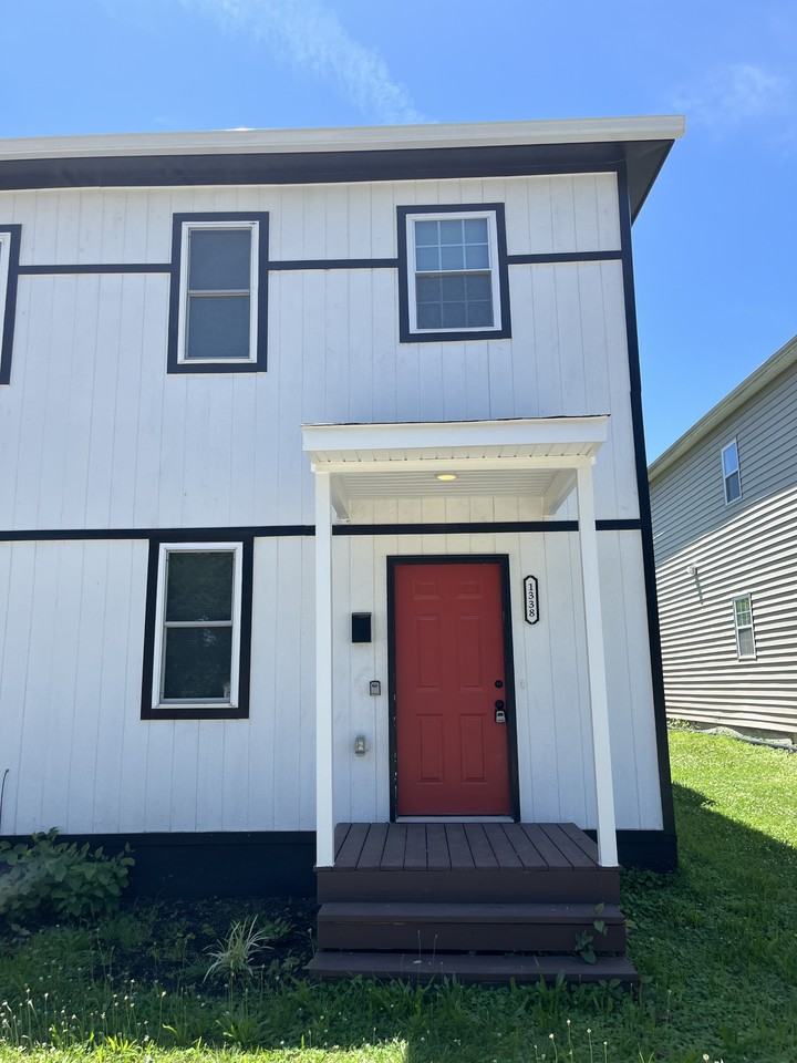 1338 Hinton Street - Photo 2 of 13