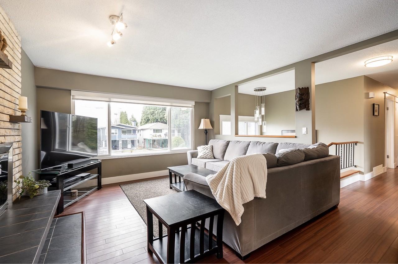 2250 Prairie Avenue - Photo 2 of 23