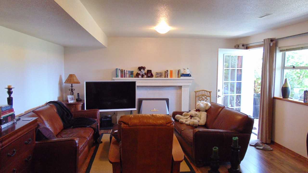 2634 Brewster Drive - Photo 2 of 7