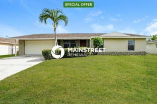 915 Se 19th St - Photo 1 of 1