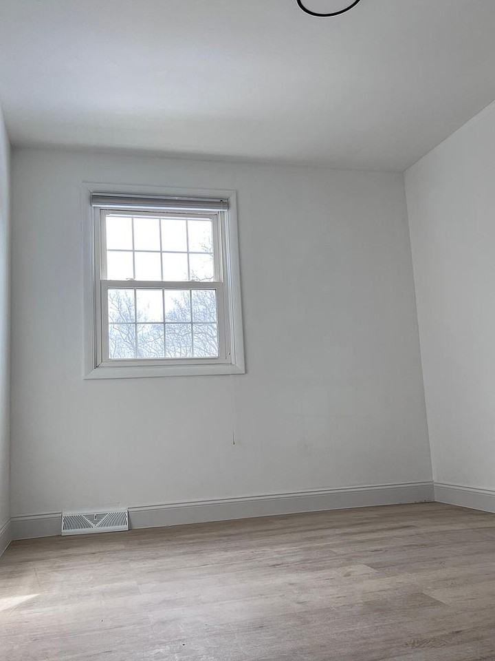 1543 Ashby Rd #NA - Photo 3 of 12