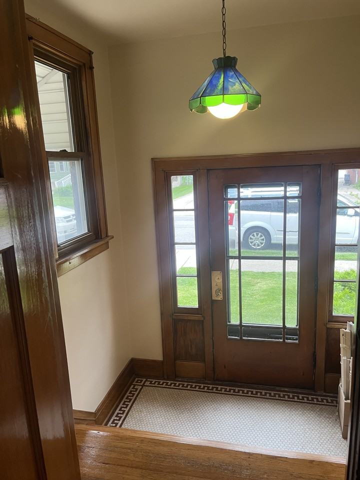 64 Reed Ave - Photo 2 of 24