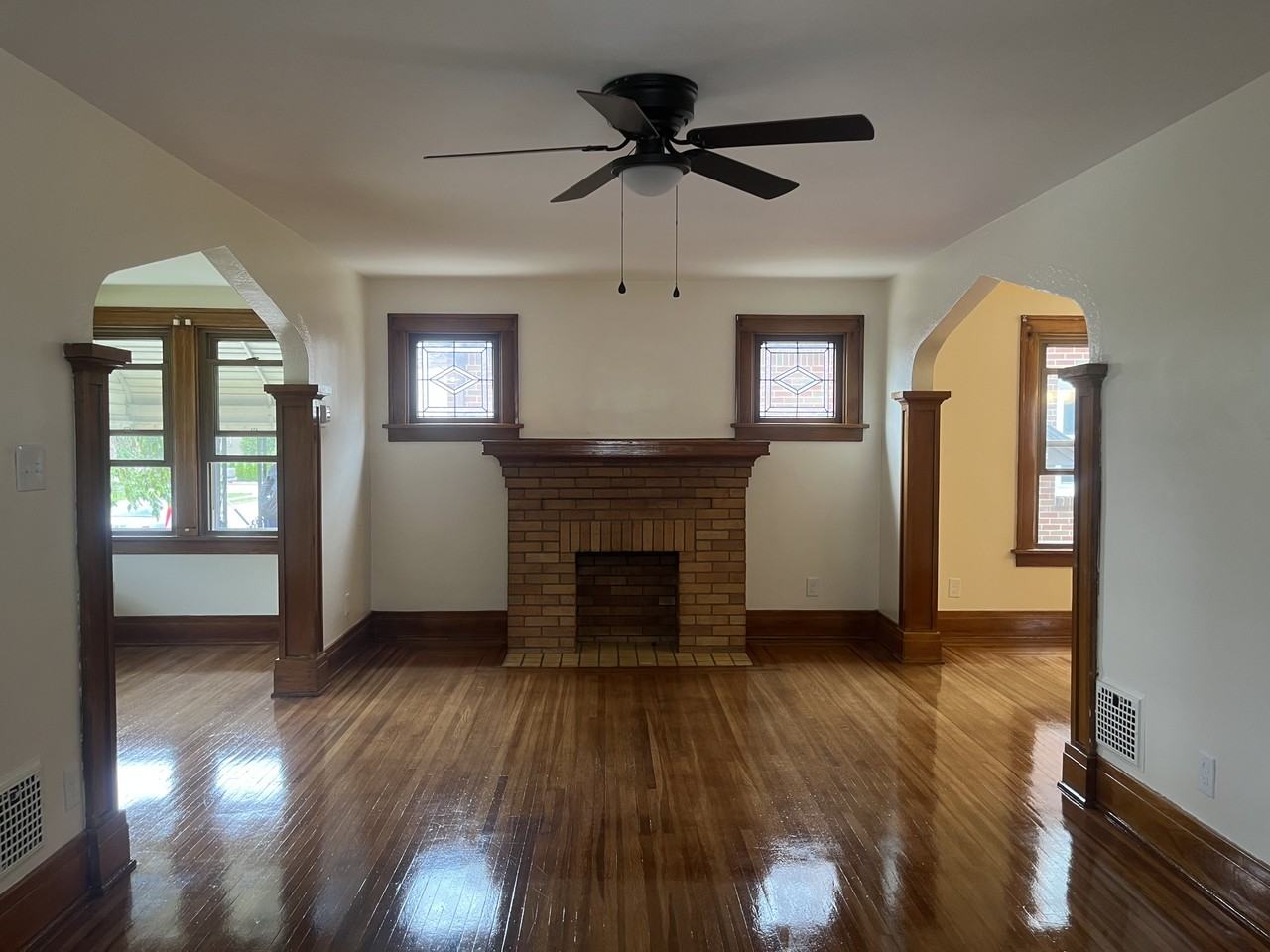 64 Reed Ave - Photo 7 of 24
