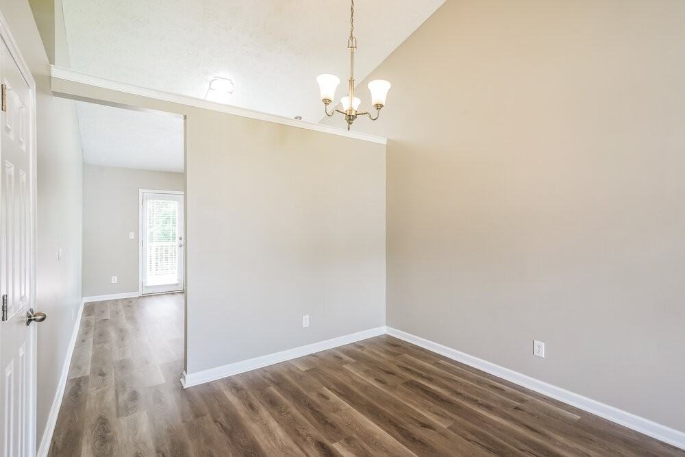 3252 Cain Harbor Dr - Photo 5 of 16